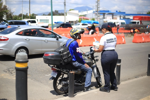 ¡Fíjate pues! Si manejas motocicleta, usa siempre el casco: SSP 